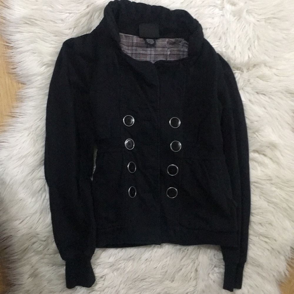 Black buttoned coat